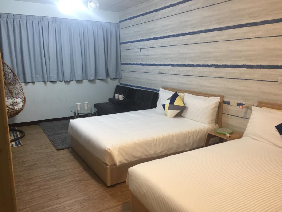 Traveler Station Hotel Kaohsiung Buitenkant foto