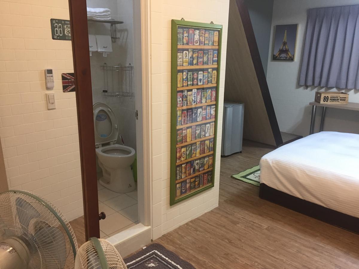 Traveler Station Hotel Kaohsiung Buitenkant foto