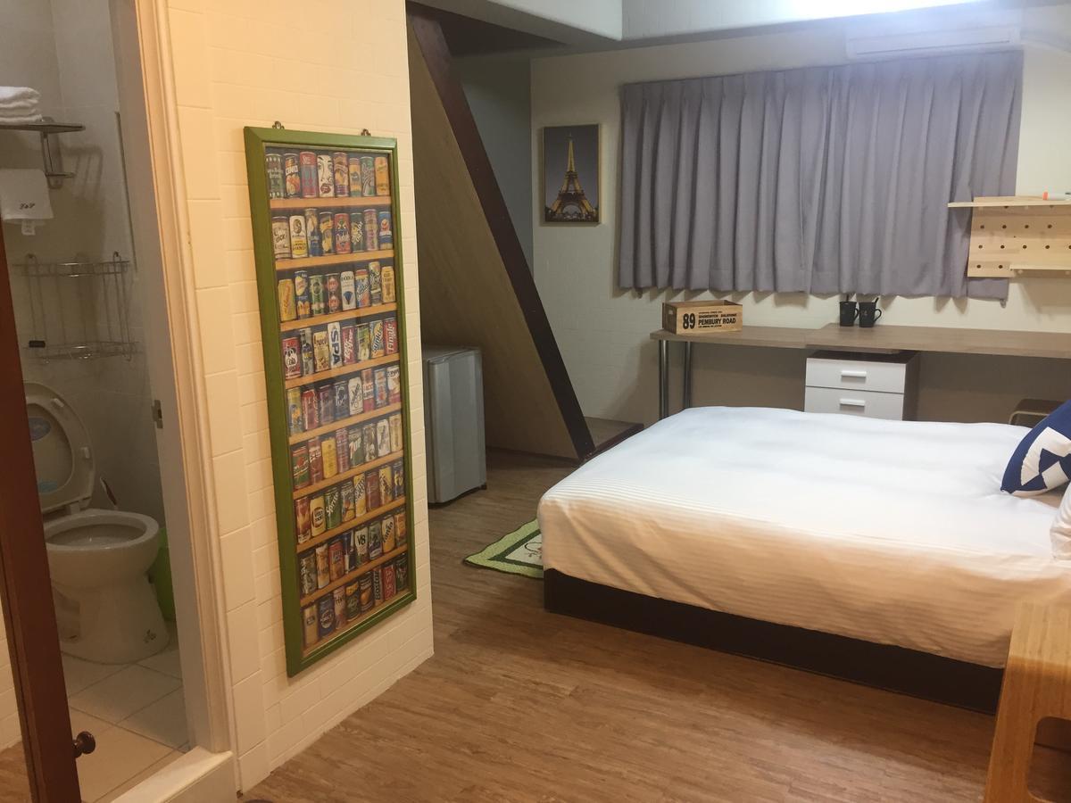Traveler Station Hotel Kaohsiung Buitenkant foto