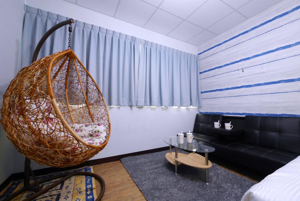Traveler Station Hotel Kaohsiung Buitenkant foto
