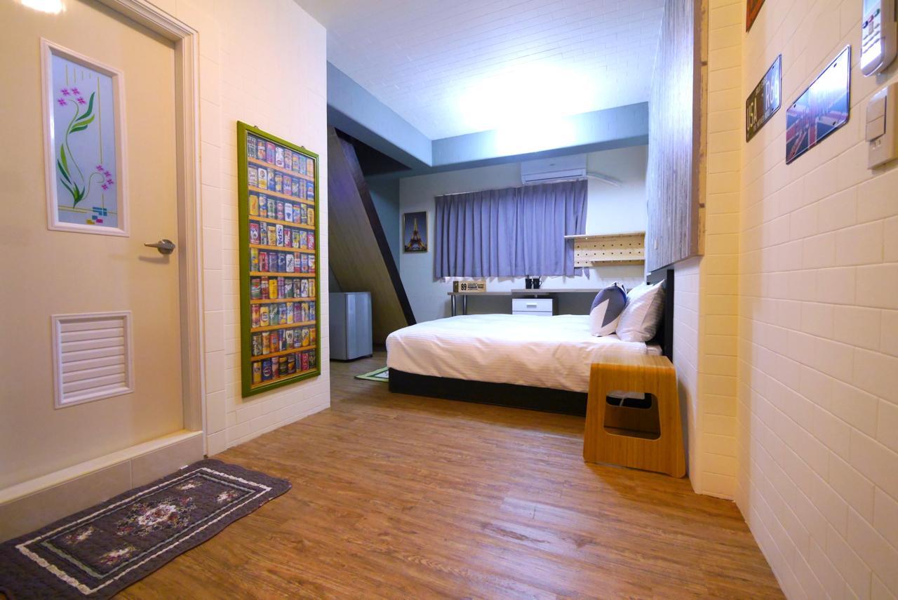 Traveler Station Hotel Kaohsiung Buitenkant foto