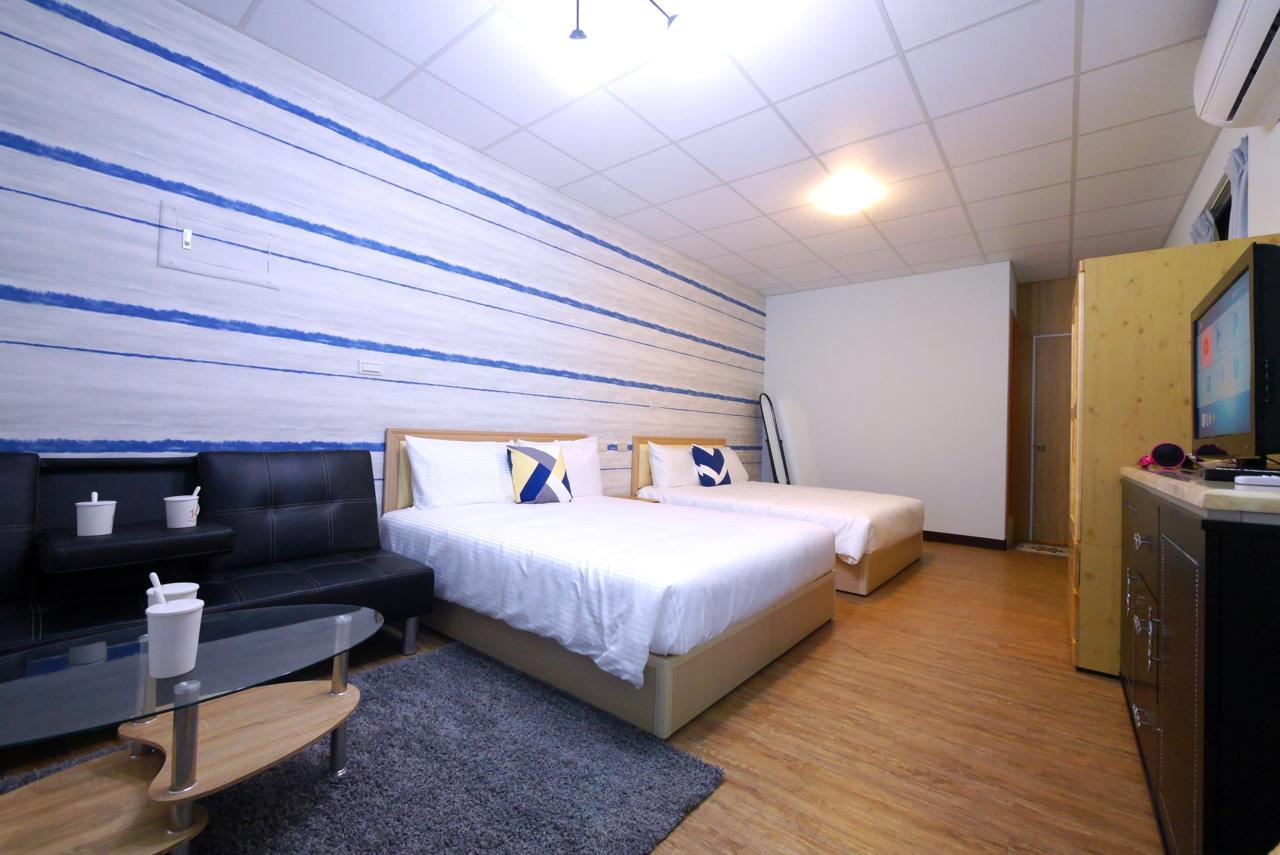 Traveler Station Hotel Kaohsiung Buitenkant foto