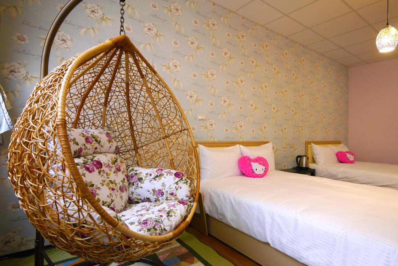 Traveler Station Hotel Kaohsiung Buitenkant foto